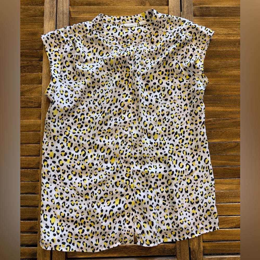 Liz Claiborne Leopard Print Blouse - Yellow and Black on White Cheetah Print L